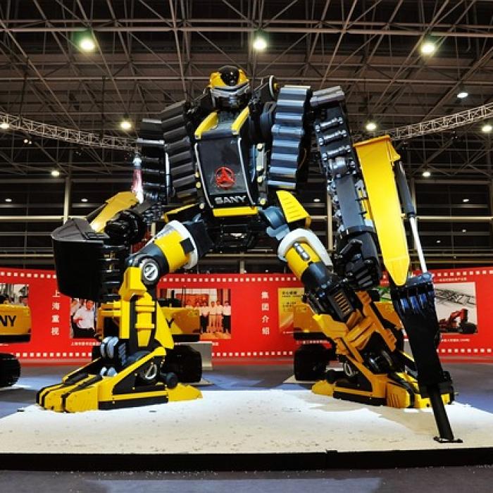 Roboţii vor fi mai harnici decât oamenii în 2025