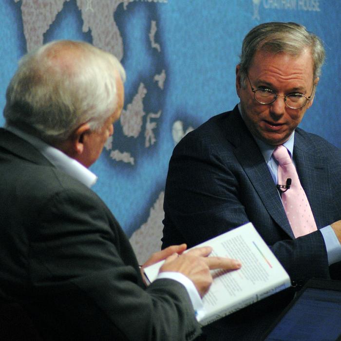 Internetul? Vor fi două: Unul în SUA, altul în China!