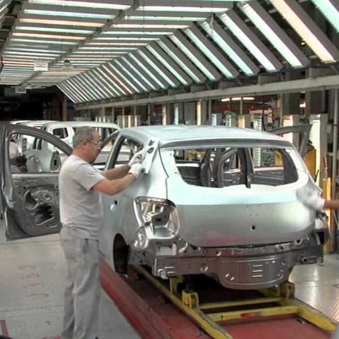 Creștere cu 22% a producției auto în România
