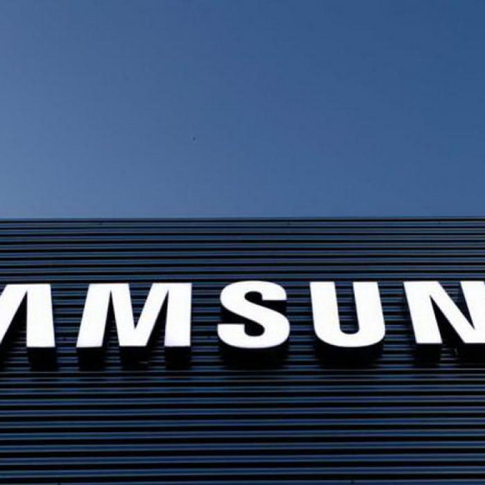 Samsung prevede profit record în trimestrul trei