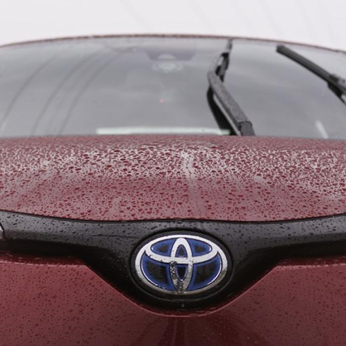 Toyota recheamă în service 2,43 milioane de mașini  