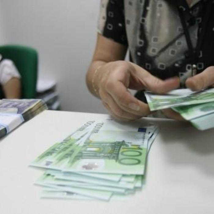 Bâncile au împrumutat Ministerul Finanţelor cu 648,5 milioane de lei