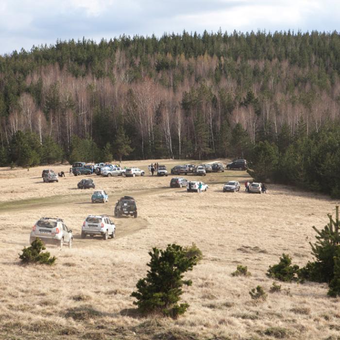 Aplicaţia turistică Duster Trip disponbilă pentru telefoanele inteligente