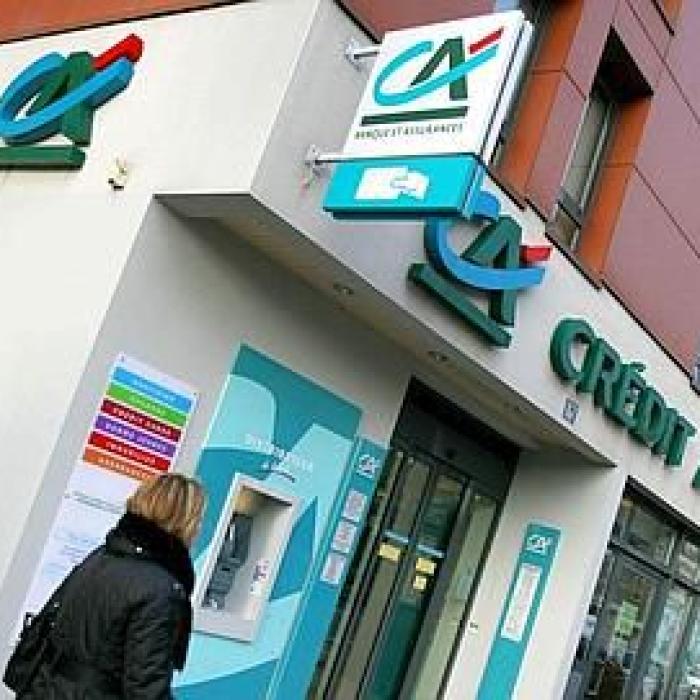 Credit agricole scapă de anchetă 