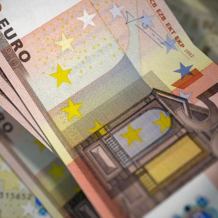 Zona euro, mai aproape de nivelul de dinainte de criza din 2008