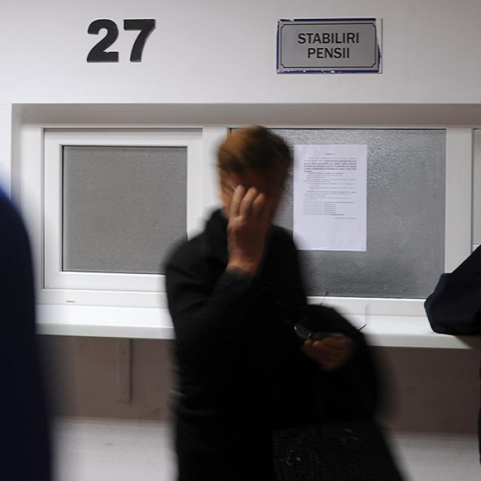 PENSII. Teodorovici a anunţat prima majorare din 2019