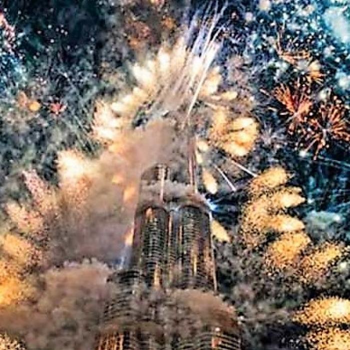 VIDEO exploziv! Turnul Burj Khalifa din Dubai, ”în flăcări”