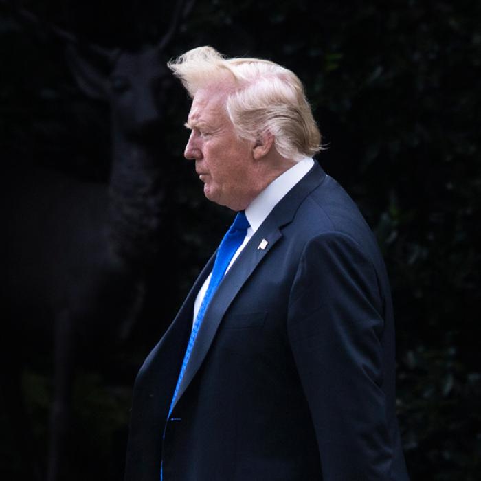 Revoltă la Davos. Bogații lumii îl acuză pe Trump că le strică afacerile