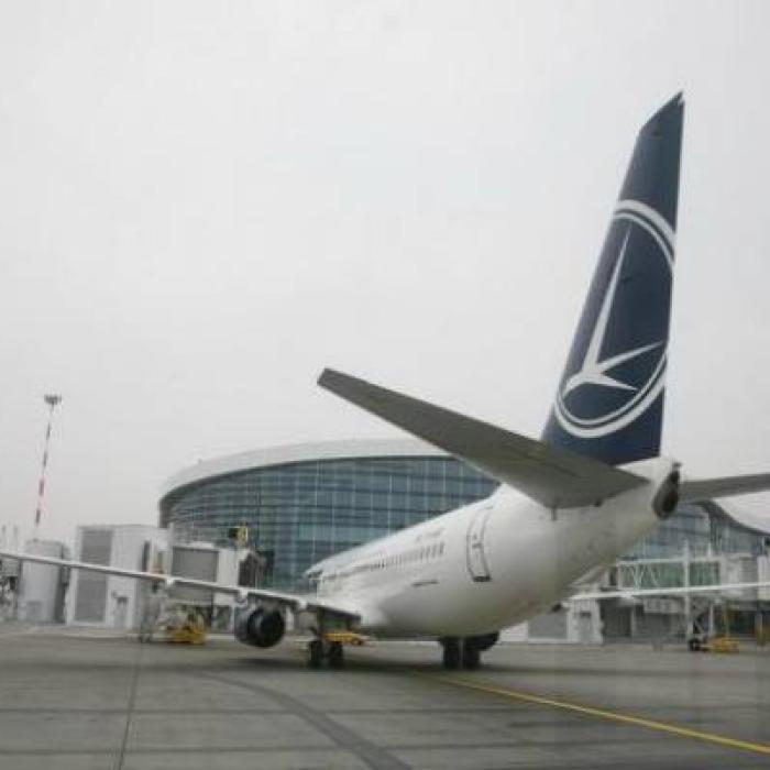 Tarom renunță la cursele spre Italia și Spania. Un aeroport a rămas fără curse externe