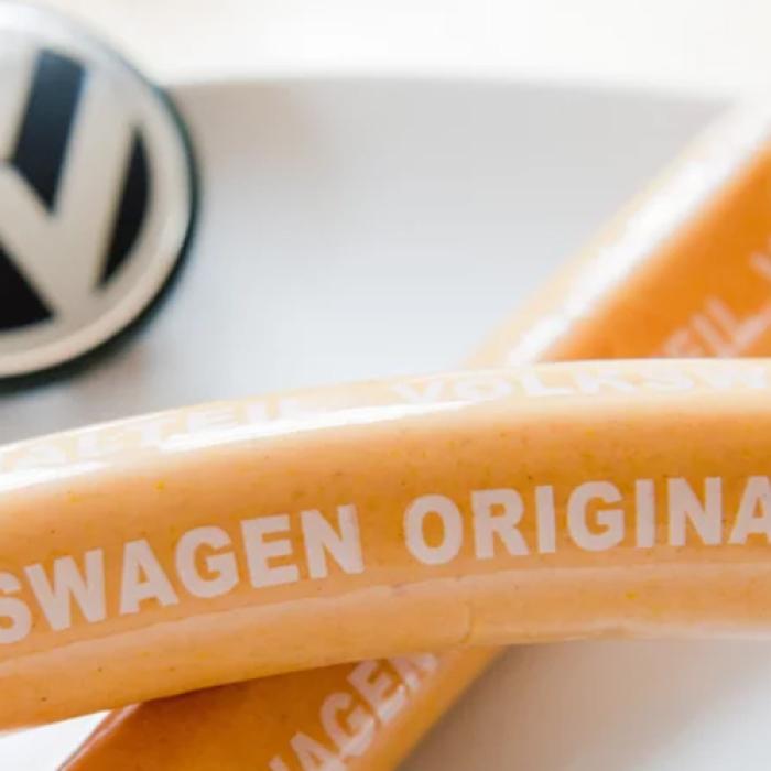 Cârnații Volkswagen, vânduți mai bine decât mașinile