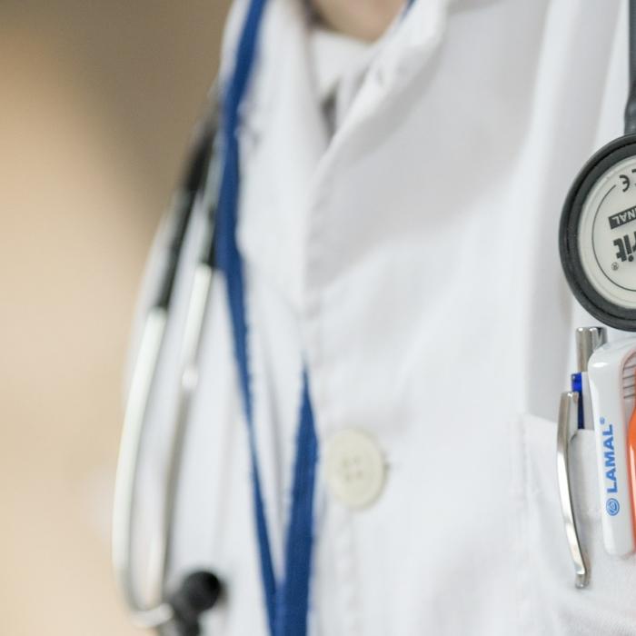 Servicii medicale de care pot beneficia românii care se întorc în țară
