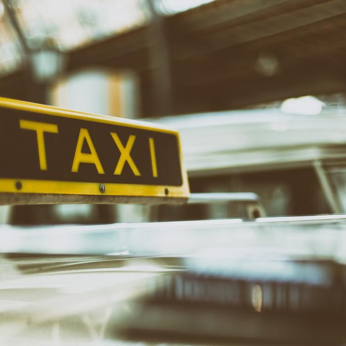 Uber în pericol. Taximetriștii, pe cale să câștige războiul