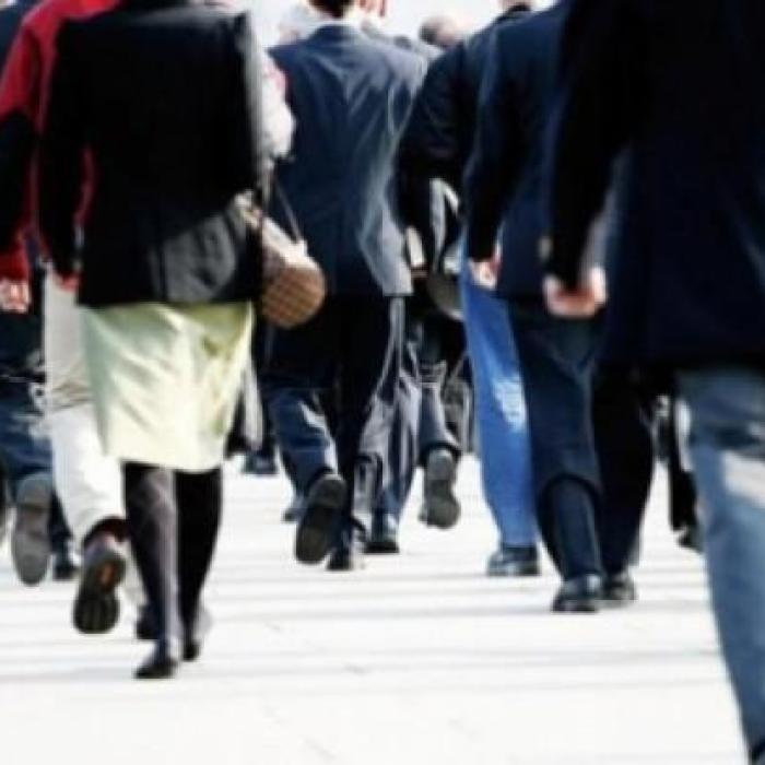 Banii românilor! Cu cât au crescut salariile în ultimii trei ani