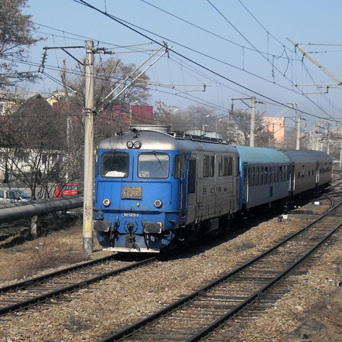 Linia ferată București-Otopeni. Trei firme au depus oferte