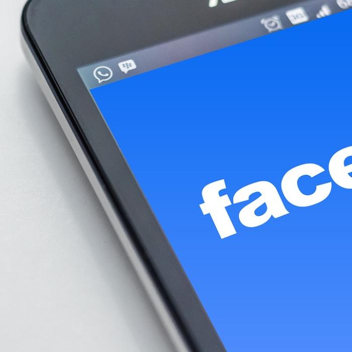 Facebook impune noi interdicții. Despre ce este vorba
