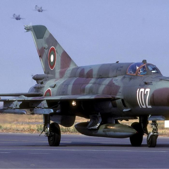 Am cumpărat F-16, dar ne apără italienii cu Eurofighter 