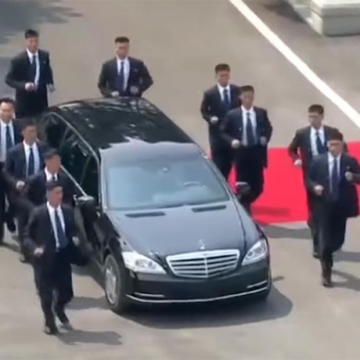 Misterul care învăluie limuzinele lui Kim Jong-Un