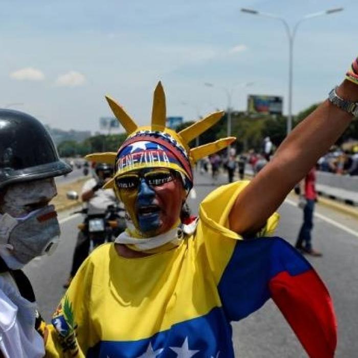 Venezuela, în pragul unui răzobi civil? Ce vor face Statele Unite