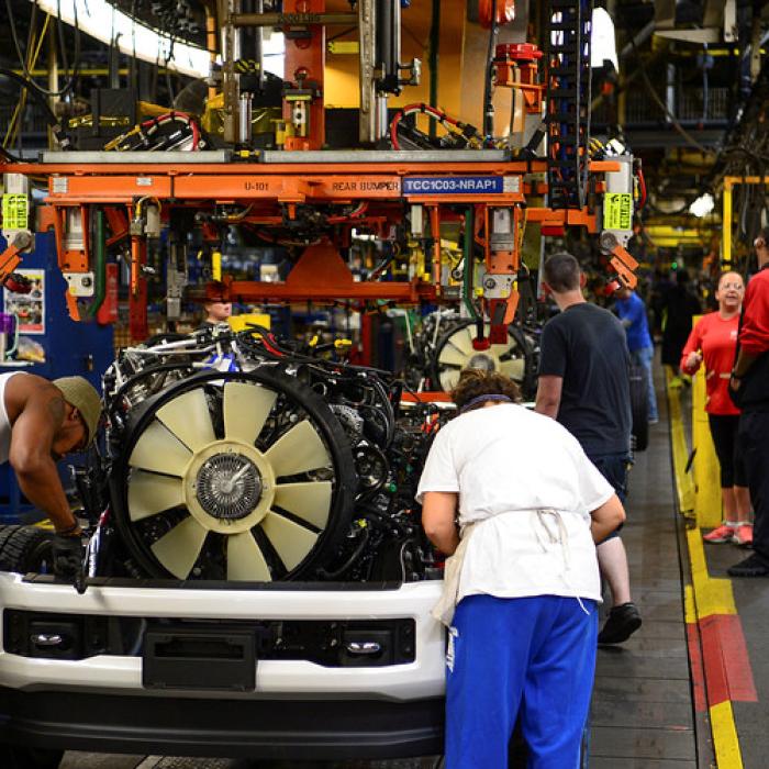 Ford Motor concediază masiv la nivel global