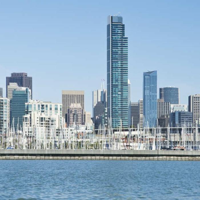 Orașul cu cele mai mari salarii. E peste mări și țări!