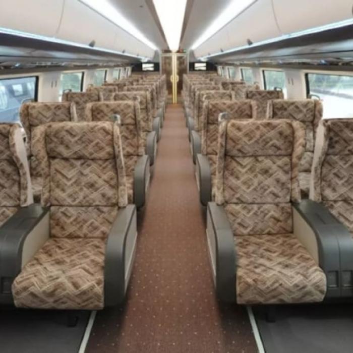 Trenul care atinge 600 kmpe oră. Chinezii .l-au prezentat. VIDEO