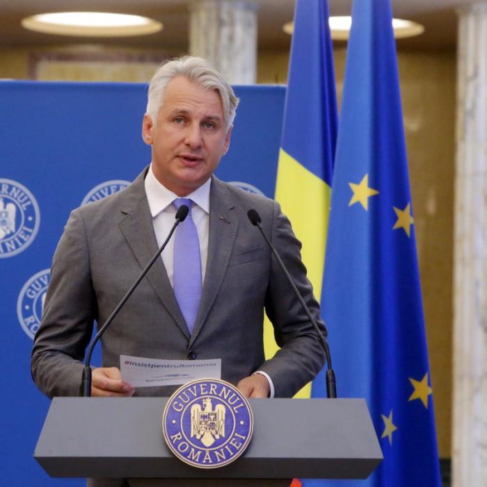 Teodorovici:” Nu se vor face reduceri de personal”