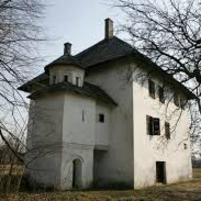 Cum vor fi salvate cele mai frumoase cule din Oltenia