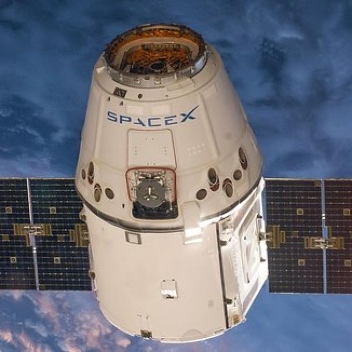 SpaceX a pierdut trei sateliți din misiunea Starlink