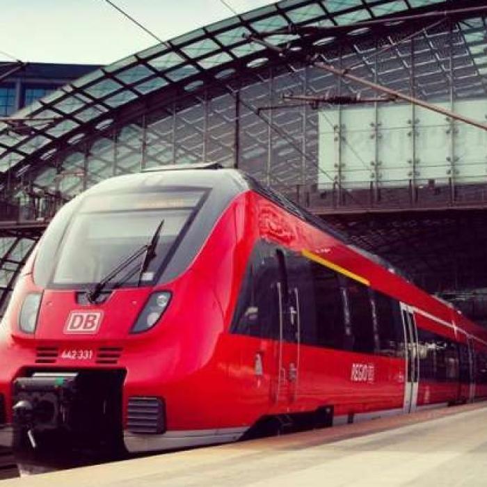 Germania reface căile ferate. Plătește prea mult pentru întârzieri