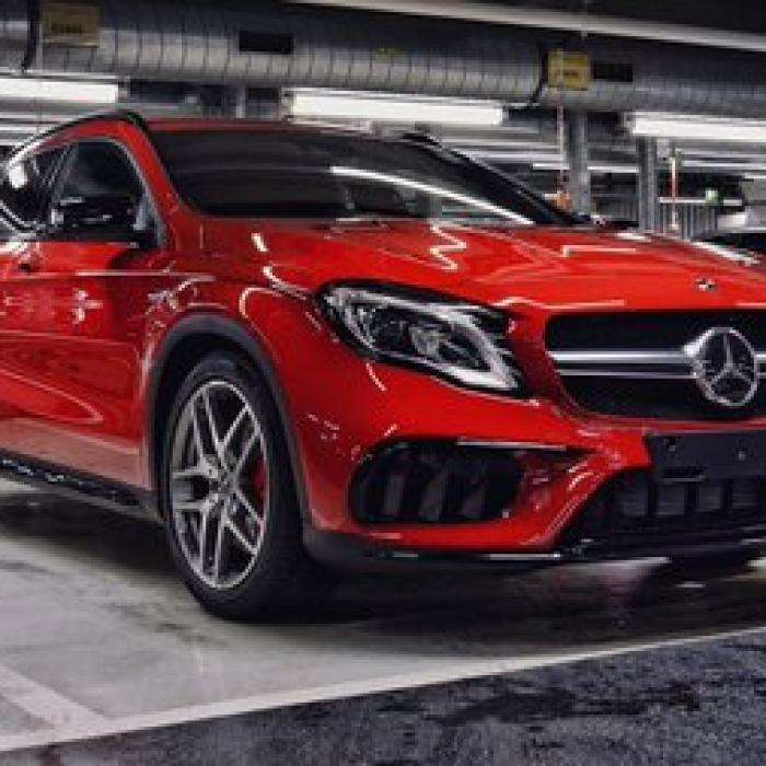 Mercedes Benz provoacă scandal pe Twitter din cauza unui slogan