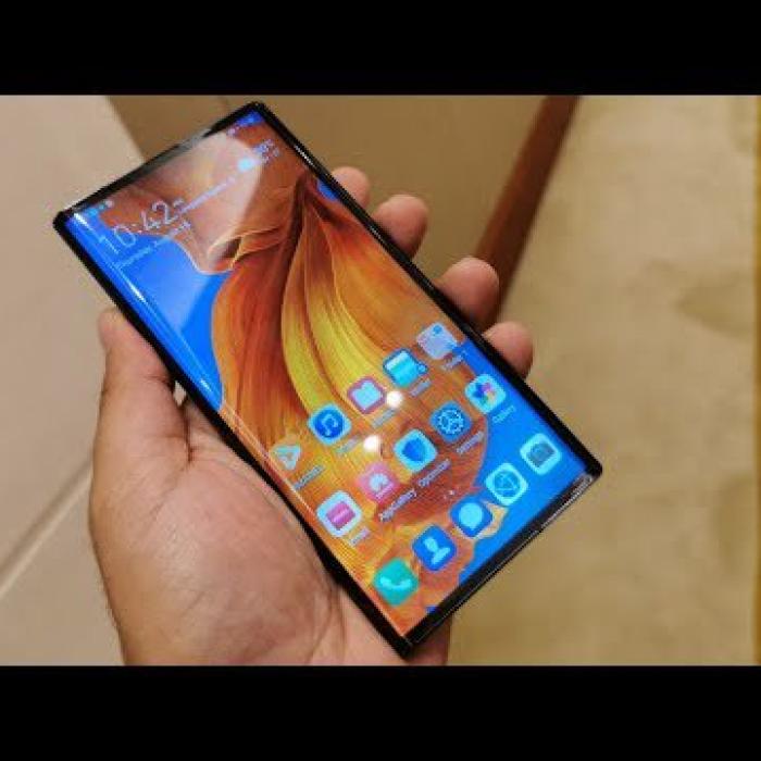 Telefoane cu ecran pliabil. Ba sunt, ba nu sunt