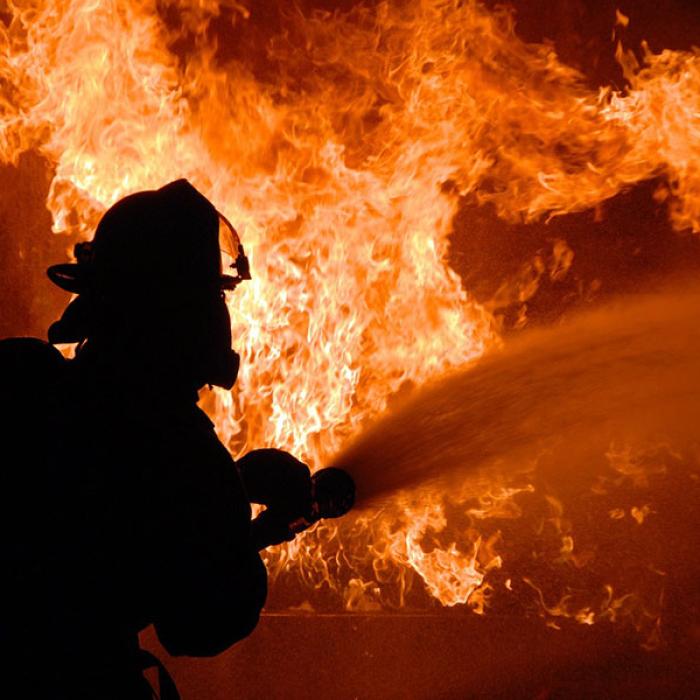 Peste o mine de localuri, fără autorizații de securitate la incendii