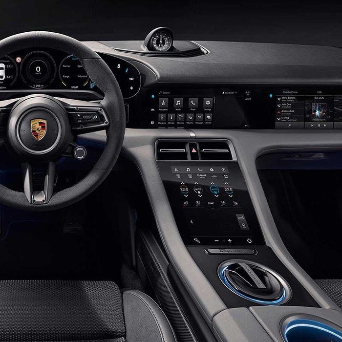 Interiorul unui Porsche Taycan. Ca într-o navă extraterestră  FOTO