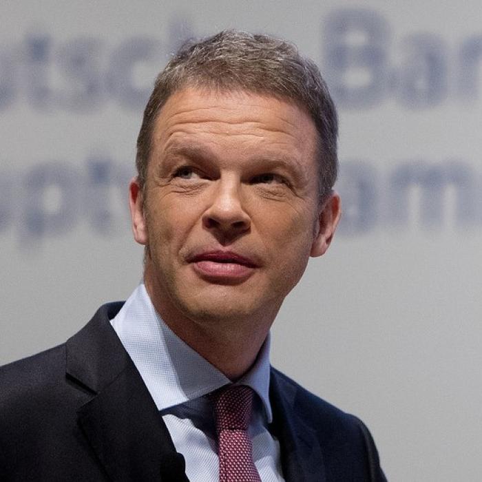 Directorul Deutsche Bank îşi respectă promisiunea. Ce planuri are