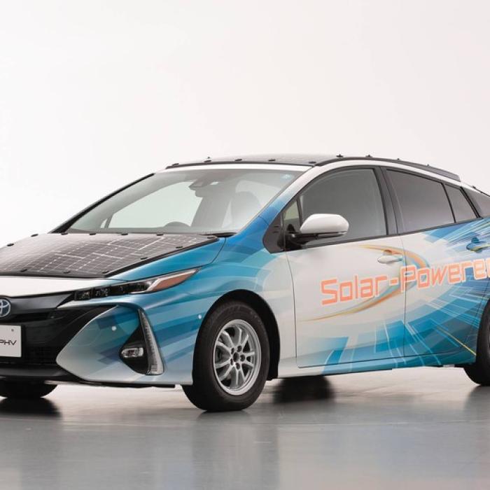 Toyota vrea mașina electrică ce nu va necesita încărcarea 