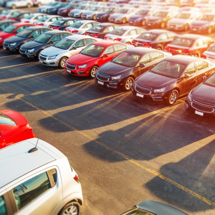 Rabla pentru taxiuri. Oferta e generoasă. Program propus de Primăria Capitalei