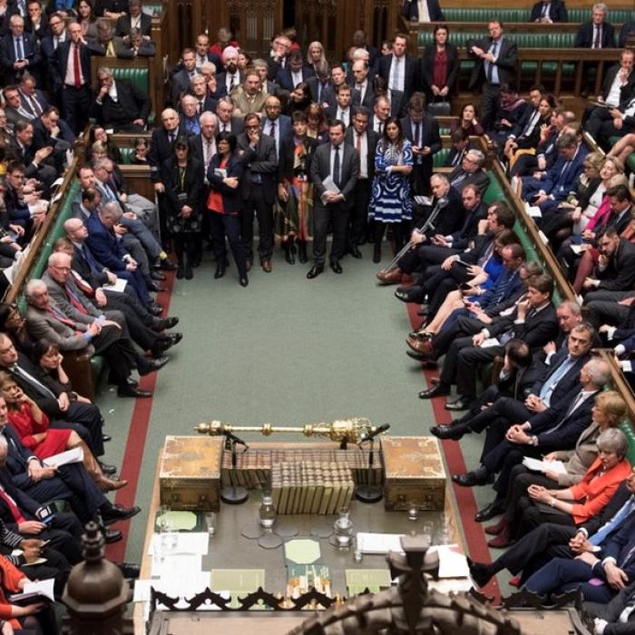 Opoziția britanică vrea să blocheze Brexitul. Ce intenții are 