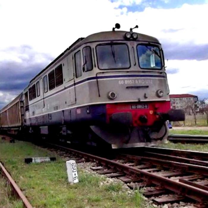 Trenurile nu circulă pe raza Regionalei CF Craiova