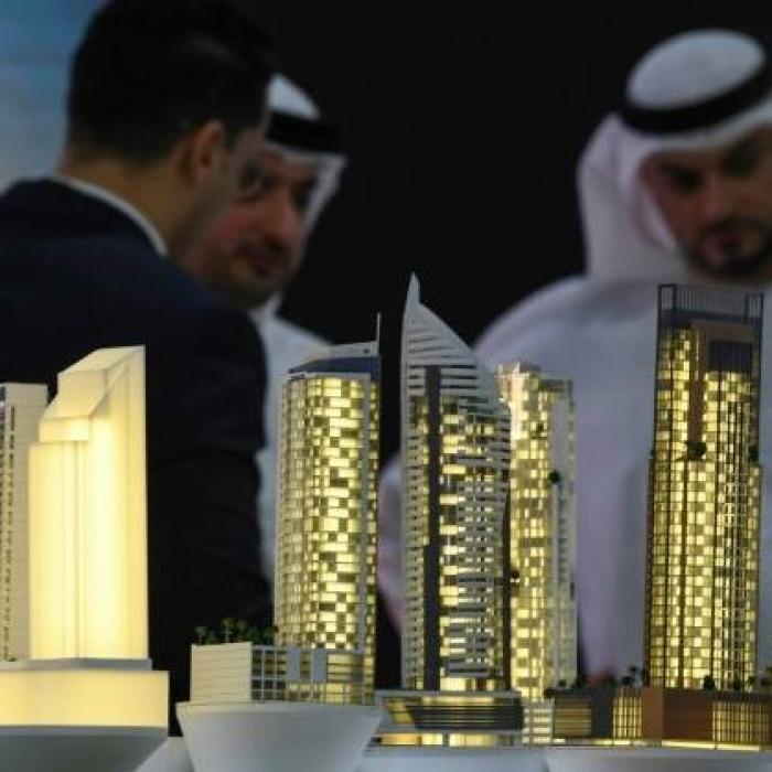 Dubai, lovit de criză. Caută soluții salvatoare