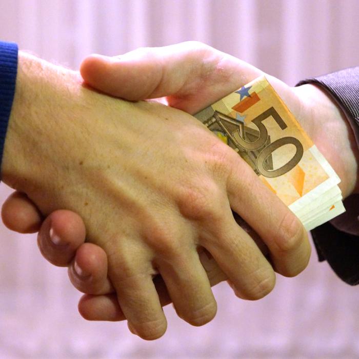 Comisarii ANPC, verificați de șpăgi. Ce spune șeful instituției