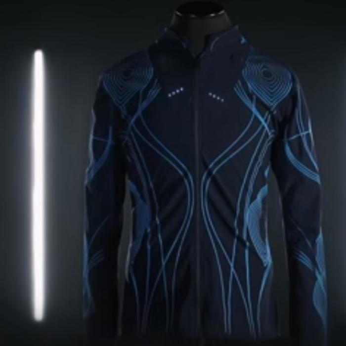 Această cămașă e revoluționară! Uite ce poate face