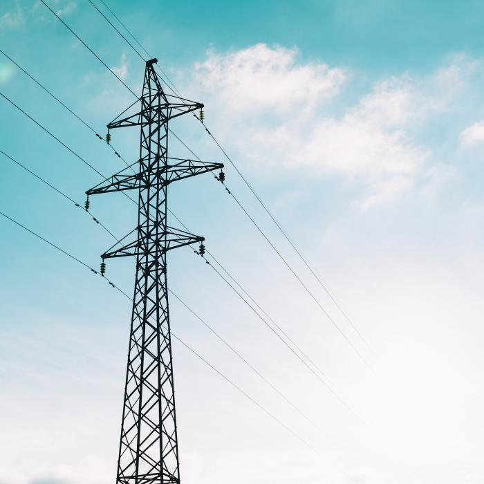 Producția de energie a scăzut! Consumul populației a urcat 