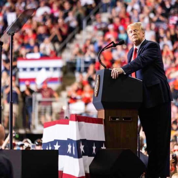Donald Trump renunţă la proiectul său extrem de criticat 