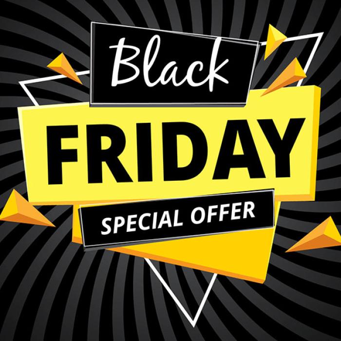 Retailerii vor face încasări record de Black Friday