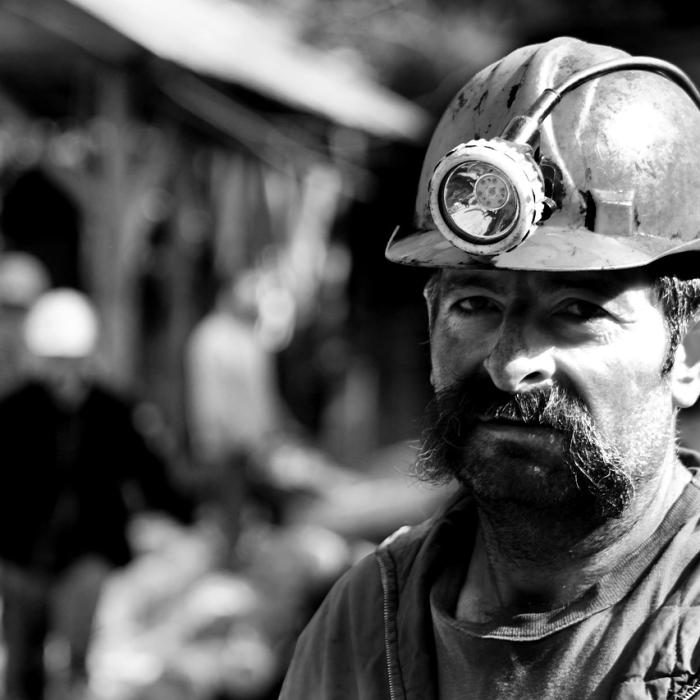 Ce se întâmplă cu veniturile minerilor disponibilizați