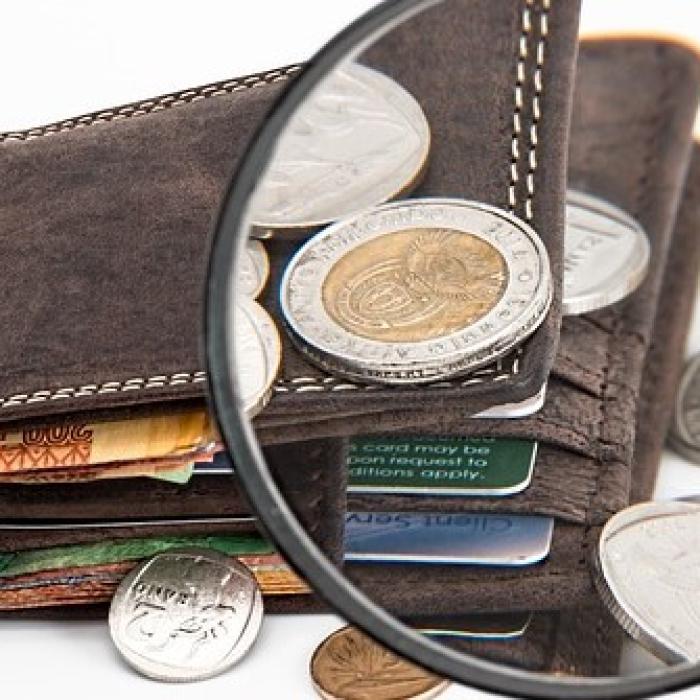 Salariul mediu nominal net a crescut în septembrie. Ultimele cifre INS