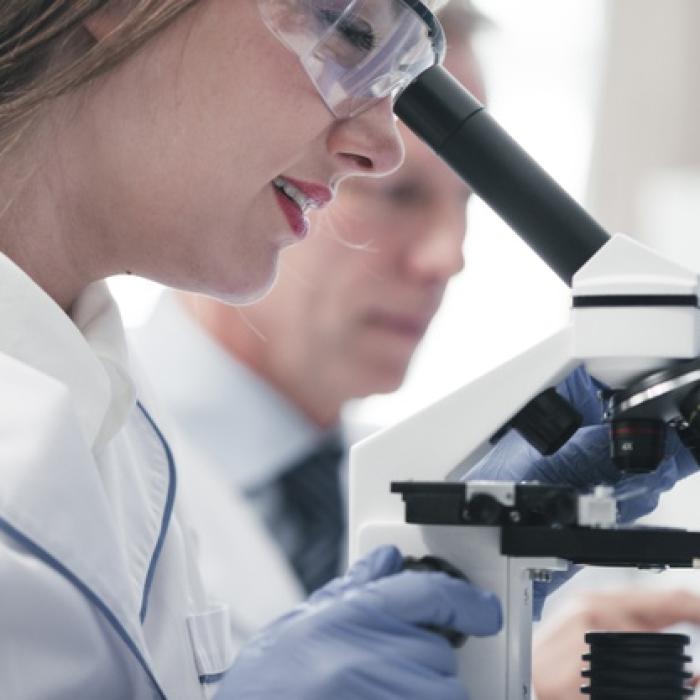 A apărut medicamentul personalizat în funcţie de ADN. Povestea primului pacient salvat