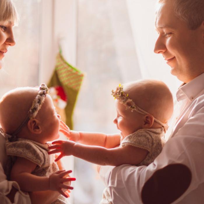 Acești gemeni au dat lumea medicală peste cap (VIDEO)