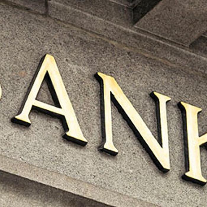 Finanțele au atras, luni, aproape 833 milioane de lei de la bănci 