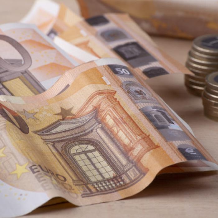 Berlin vrea să-și instaureze o nouă taxă europeană pe tranzacţii financiare